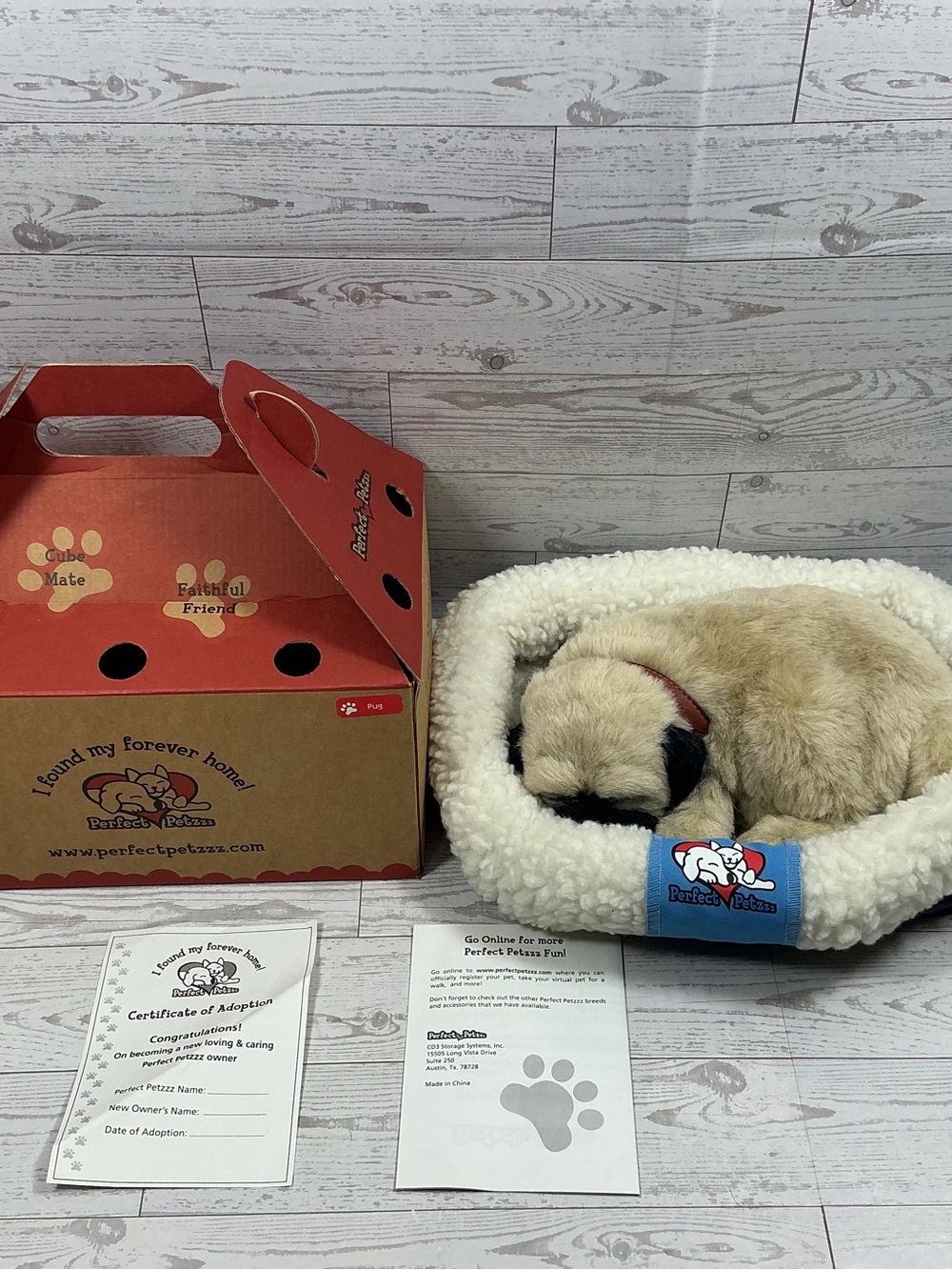 Perfect Petzzz Pug Puppy Dog Bed Original Box Papers NOT WORKING CD3